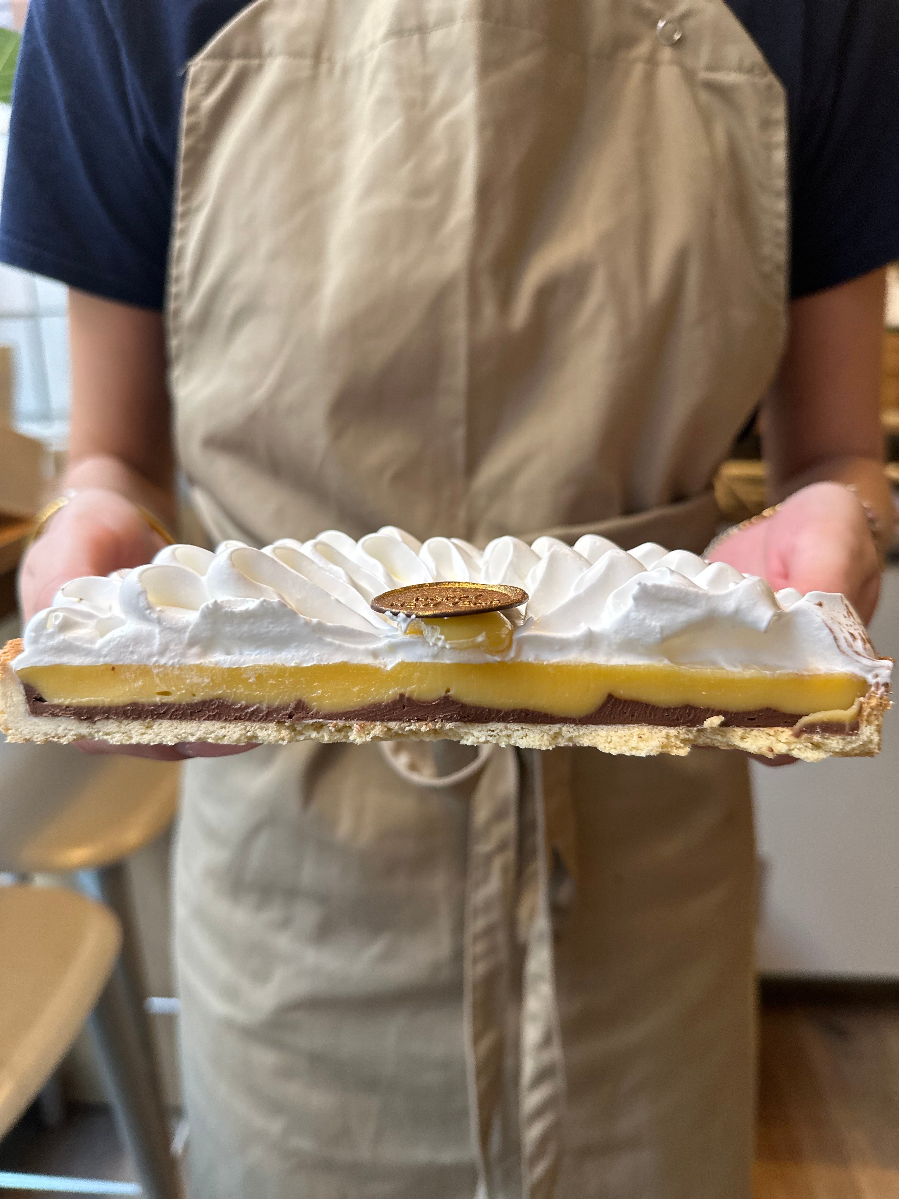 Stor nytårs tærte med passionfrugt og kalamansi Ø20