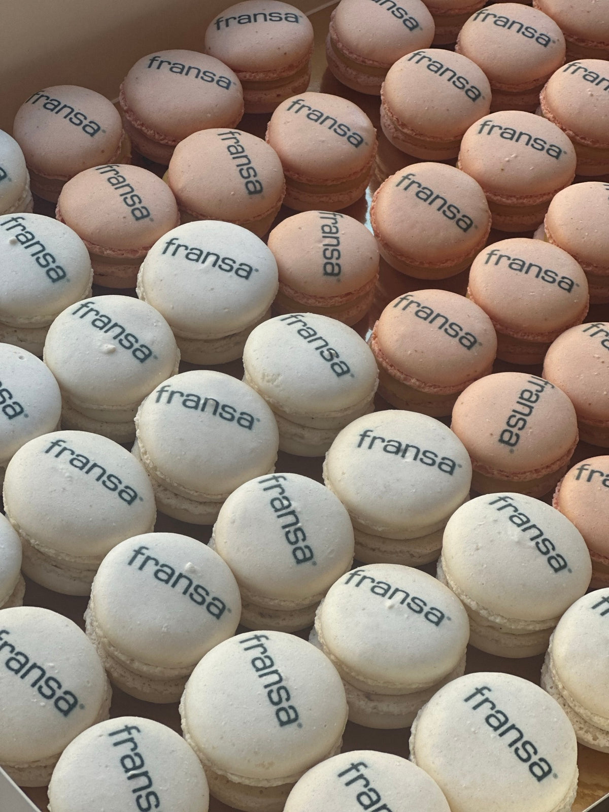 Macarons med logo