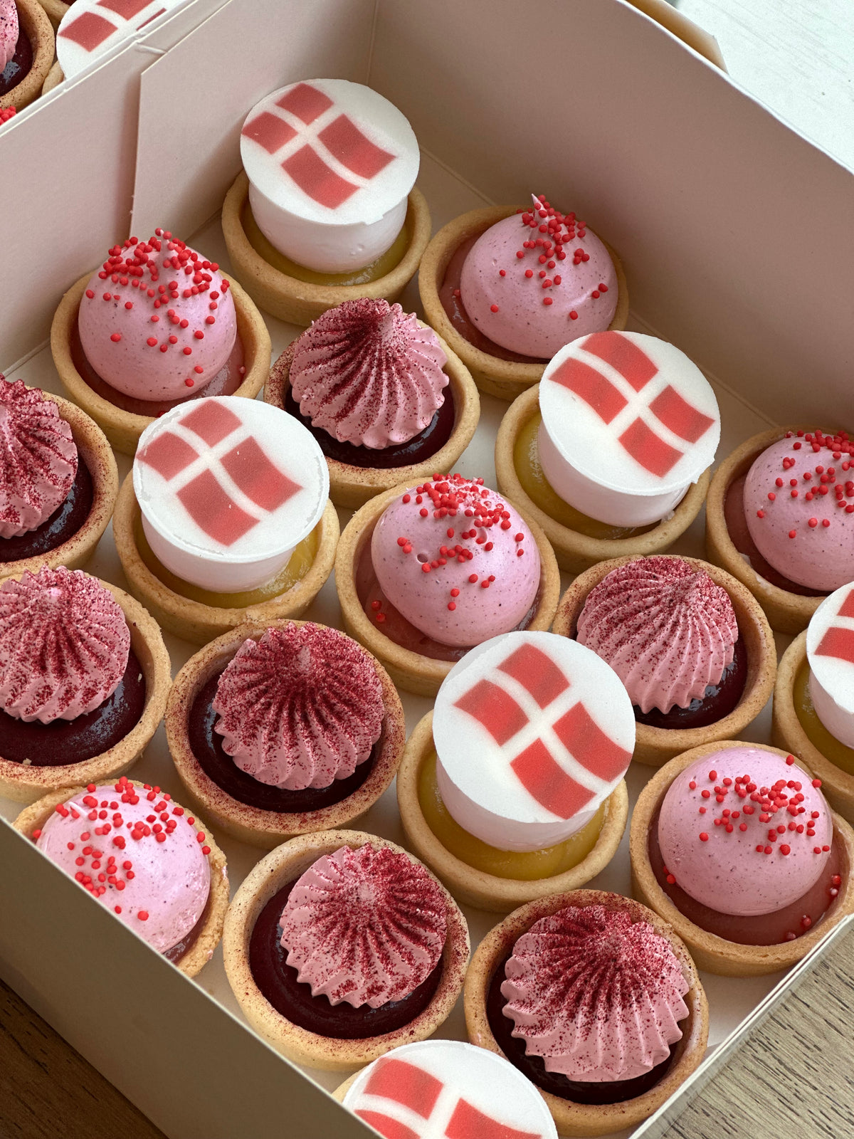 Minitærter - Børnefødselsdag - Æske med 20 stk
