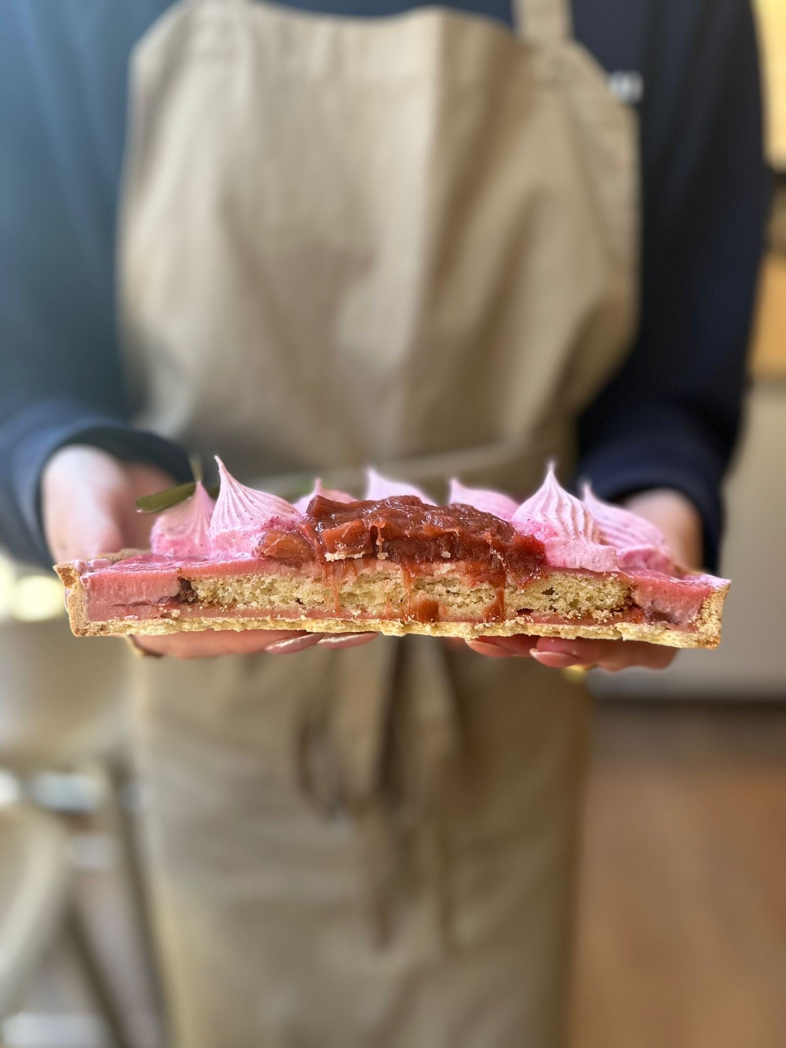 Stor tærte med rabarber 20cm Ø