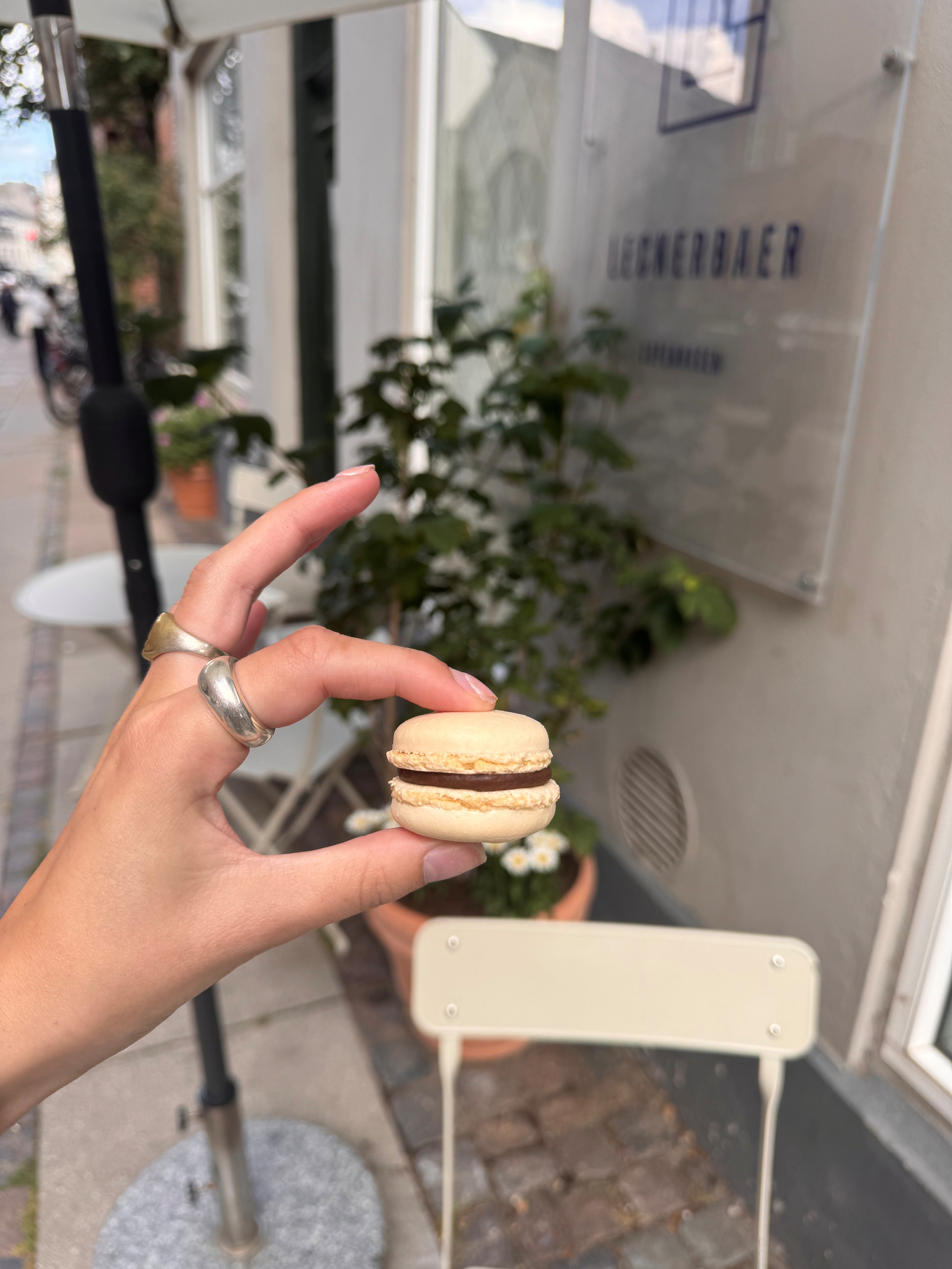 Macaron - Saltkaramel & mælkechokolade